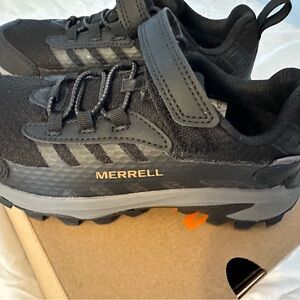 Brand new kids Merrell low top waterproof size 2 shoes